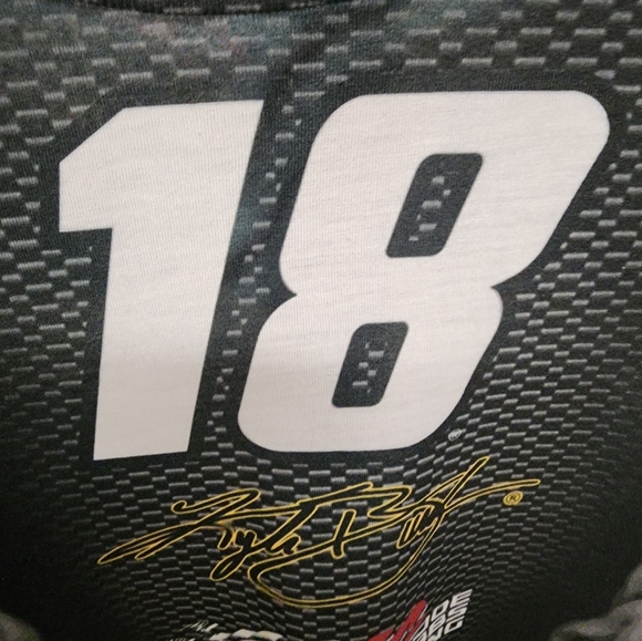 Joe Gibbs Racing Men's Size XL Kyle Busch M&M All Over Print T-shirt - Picture 4 of 12